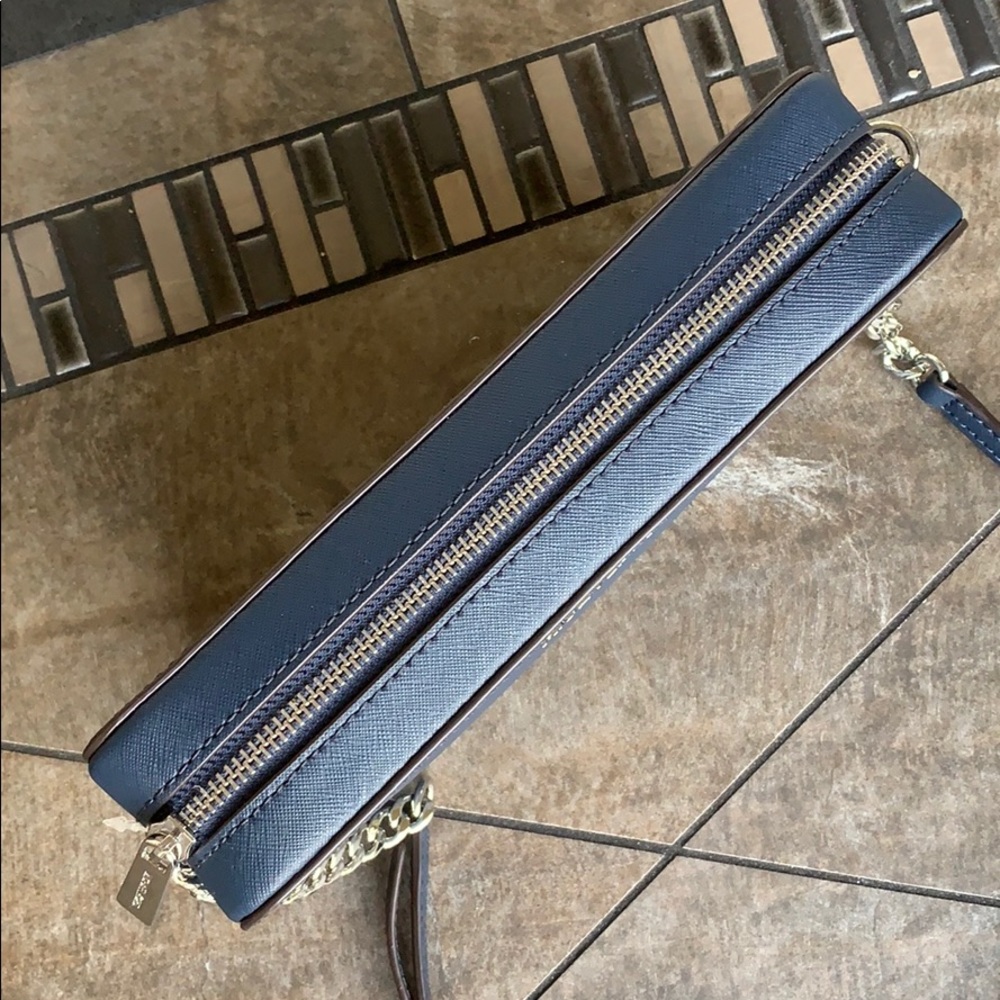 MICHAEL KORS LG EW CROSSBODY Bag NAVY 35T8GTTC9L - Picture 10 of 16
